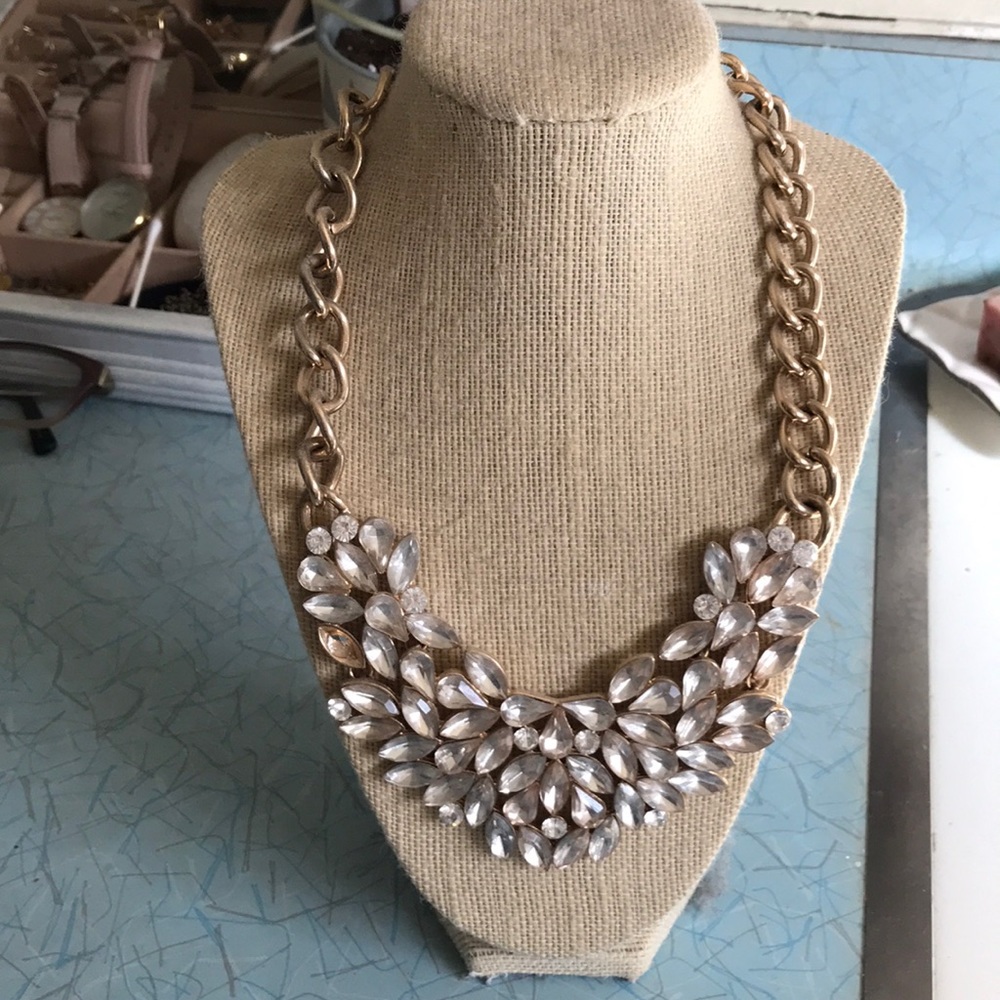 Blush statement necklace!